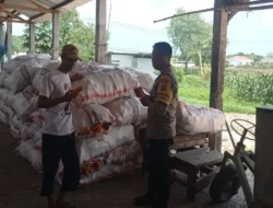 Polsek Gerung Edukasi Warga Manfaatkan Polibag untuk Pangan Mandiri