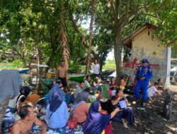 Kapal Polisi XXI-2014 Amankan Objek Wisata Pantai Nangamiro Dompu Saat Libur Lebaran