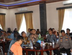 Rapat Bersama Stakeholder, Kapolres Bima Kota Tekankan Ketertiban Kendaraan Pelabuhan