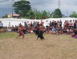 Melestarikan Tradisi Sasak, Polsek Labuapi Pastikan Keamanan Tarung Pepadu Peresean 2026 di Desa Telagawaru