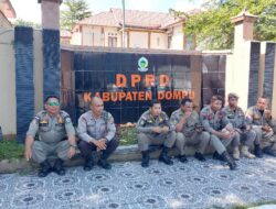 SAT BINMAS POLRES DOMPU BERIKAN PEMBINAAN DAN ARAHAN KEPADA SAT POL PP JELANG PENGAMANAN UNJUK RASA