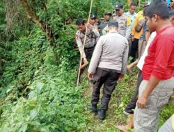 Personel Polsek Donggo Bantu Evakuasi Korban Tersengat Listrik di Desa Bumi Pajo Donggo
