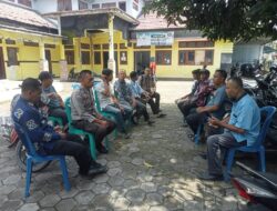 Polsek Rasbar Laksanakan Jum’at Curhat, Serap Keluhan Warga di Kelurahan Sarae