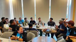 Perkuat Sinergi Informasi, Satgas Damai Cartenz Jalin Silaturahmi dengan Wartawan di Timika