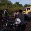 Sambang Warga Binaan, Bhabinkamtibmas Polsek Tambora Gotong royong Pembangunan Jalan Ekonomi