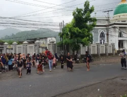 Menjaga Tradisi Tetap Aman, Polsek Kuripan Kawal Prosesi Adat Nyongkolan di Lombok Barat