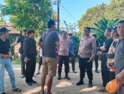 KAPOLRES DOMPU PIMPIN LANGSUNG PENCARIAN KORBAN TERSERET ARUS DI PANTAI LAKEY