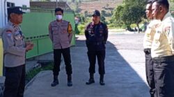 SAT BINMAS POLRES DOMPU BERIKAN PEMBINAAN DAN PENGARAHAN KEPADA SATPAM GUDANG JAGUNG DI MANGGELEWA
