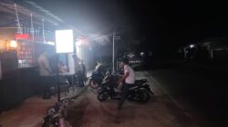 Personel Polsek Sambelia Laksanakan Patroli Blue Light, Antisipasi Gangguan Kamtibmas
