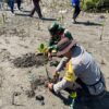 Bhabinkamtibmas dan Babinsa Desa Tanjung Luar Tanam Bibit Mangrove, Ajak Warga Jaga Kelestarian Pantai