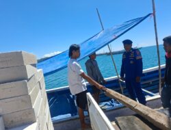 Sat Polairud Polres Bima Kota Edukasi Nelayan Soal Keselamatan Berlayar di Pelabuhan Sape