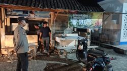 POLSEK PEMENANG LAKSANAKAN PATROLI KRYD DI PELABUHAN BANGSAL ANTISIPASI 3C DAN PREMANISME