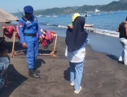 Antisipasi Kriminalitas, Satpolairud Polres Lombok Barat Patroli Pantai Cemara