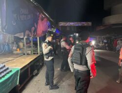 UNIT PATMOR SAT SAMAPTA POLRES DOMPU INTENSIFKAN PATROLI DIALOGIS, AJAK PEDAGANG DAN GENERASI MUDA JAGA KAMTIBMAS