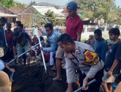 Polres Bima Kota Hadir di Tengah Duka, Bhabinkamtibmas Berikan Dukungan Moril kepada Keluarga Almarhumah