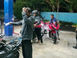 Patroli Dialogis Malam Hari, Polsek Jereweh Ajak Warga Jaga Kamtibmas dan Bijak Bermedia Sosial