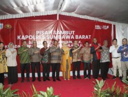 Pisah Sambut Kapolres Sumbawa Barat, AKBP Zulkarnain Resmi Serahkan Kepemimpinan kepada AKBP Rendy