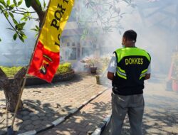 Cegah Demam Berdarah, Biddokkes Polda NTB Lakukan Fogging di SPN Belanting