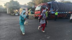 Unit Lantas Polsek Rasanae Barat Laksanakan Strong Point Pagi, Wujudkan Keamanan dan Kelancaran Lalu Lintas