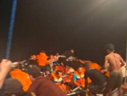 Seluruh Penumpang Selamat, Tim Gabungan Evakuasi Kapal Wisata KM Armada Mulia yang Mengalami Kecelakaan Laut di Perairan Bima