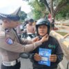 Utamakan Keselamatan, Sat Lantas Polres Bima Kota Himbau Pengendara Gunakan Helm SNI dan Safety Belt