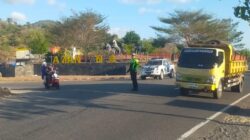 Rawan Sore, Satlantas Polres Bima Kabupaten Siaga di Titik Rawan Kecelakaan dan Kepadatan Arus Lalulintas