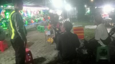 Polsek Bayan Amankan dan Monitoring Pasar Malam “Rona-Rona” di Desa Mumbul Sari