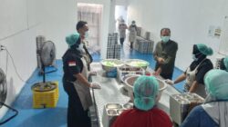 Perkuat Kemitraan dan Sukseskan Program MBG, Bhabinkamtibmas Polsek Bolo Sambangi SPPG Tambe Bolo I
