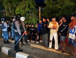 Jaga Kondusivitas Kota Bima, Unit Turjawali Amankan Dua Pemuda Bawa Senjata Tajam
