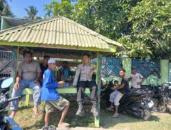 Perkuat Kemitraan dengan Warga, Bhabinkamtibmas Desa Mbuju Laksanakan Sambang dan Silaturahmi Kamtibmas