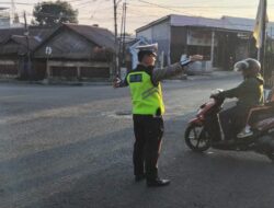 Satlantas Polres Dompu Gelar Strong Point Pagi, Antisipasi Kepadatan dan Kecelakaan Lalu Lintas