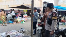 Polsek Jonggat Laksanakan Patroli dan Pengamanan Pasar Puyung, Antisipasi 3C