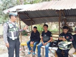 Melalui Program Satlantas Menyapa, Unit Kamsel Satlantas Polres Bima Kabupaten Edukasi Warga Tertib Berlalulintas