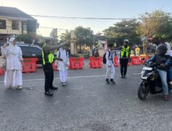 Strong Point Pagi, Unit Lantas Polsek Rasanae Barat Bantu Kelancaran Arus Lalu Lintas dan Pelajar