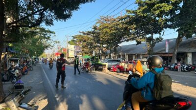 Polsek Tanjung Gelar Giat Rawan Pagi, Pastikan Kelancaran Lalu Lintas dan Keamanan di Pasar Umum Tanjung