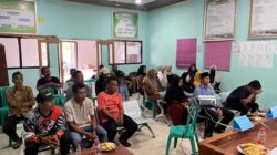 Bhabinkamtibmas Hadiri Rapat Pleno Terbuka Rekapitulasi DPS Pilkades Desa Ai Kangkung