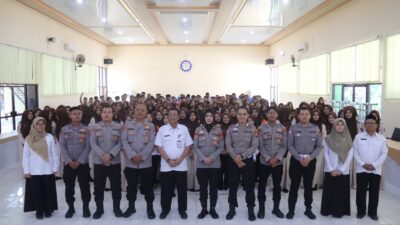 Antisipasi Kejahatan Siber, SMKN 2 Tuban Gelar Sosialisasi Etika Pemanfaatan AI