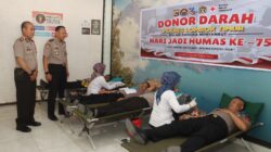Sambut Hari Jadi Humas Polri ke-75, Polres Lombok Timur Gelar Donor Darah dan Aksi Sosial