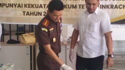 Polres Bima Kota Hadiri Pemusnahan Barang Bukti Perkara Tindak Pidana Umum yang Telah Inkracht