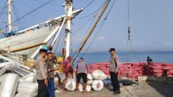Cegah Gangguan Kamtibmas dan Antisipasi 3C, Polsek Kawasan Pelabuhan Laut Bima Gelar Patroli Rutin