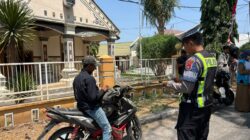 Tingkatkan Kepatuhan Pajak dan Ketertiban Lalu Lintas, Tim Gabungan Polres Sumbawa Gelar Operasi Razia di KM 3 dan Perusda