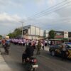 Sinergitas Tiga Pilar Kawal Suksesnya MTQH, Polsek Lape Amankan Pawai Ta’aruf di Desa Lopok