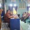 Dukung Kesehatan Masyarakat, Bhabinkamtibmas Hadiri Tracing TBC Terintegrasi dan Cek Kesehatan Gratis di Desa Moteng